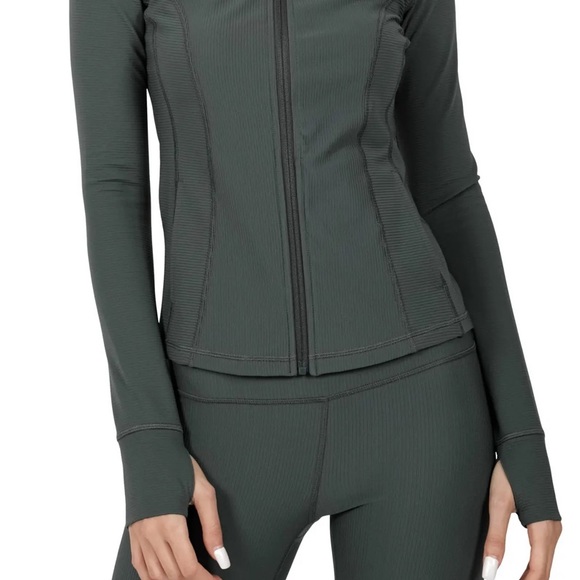90 Degree by Reflex Thumbhole Zip Front Jacket - Picture 3 of 13